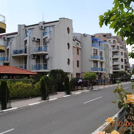 Apartament Starfish Lux شقة سفيتي فلاس