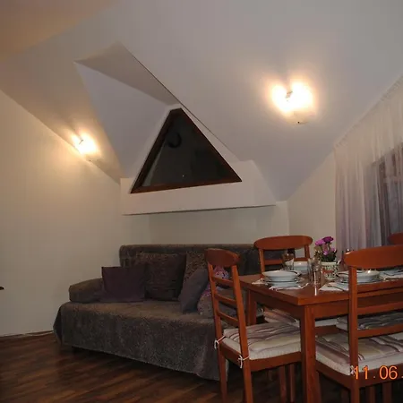 Apartament Starfish Lux شقة *